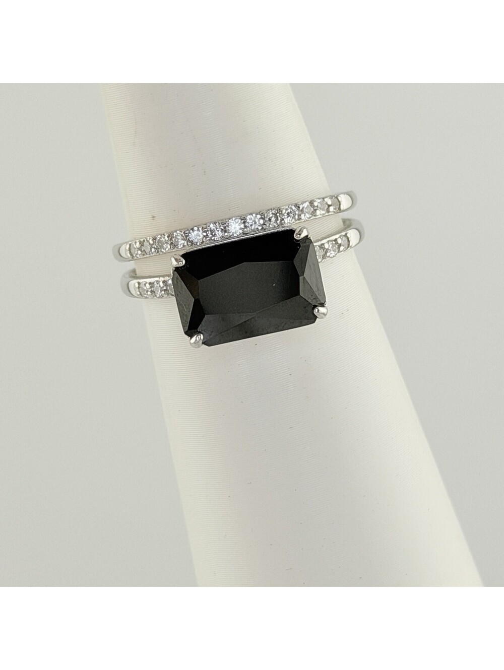 Bomb Party Sterling Club Sz 9 Black Onyx on .925 Solid Sterling Silver RBP6383